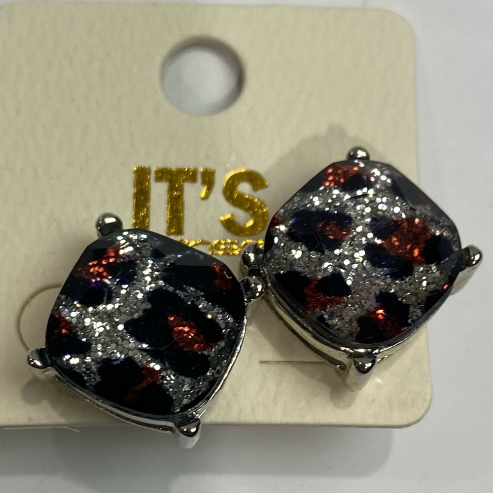 It’s Sense earrings New somewhat square brown & silver